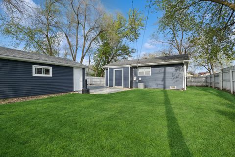 Tiny photo for 80 Birch Street, Carpentersville, IL 60110 (MLS # 12622959)