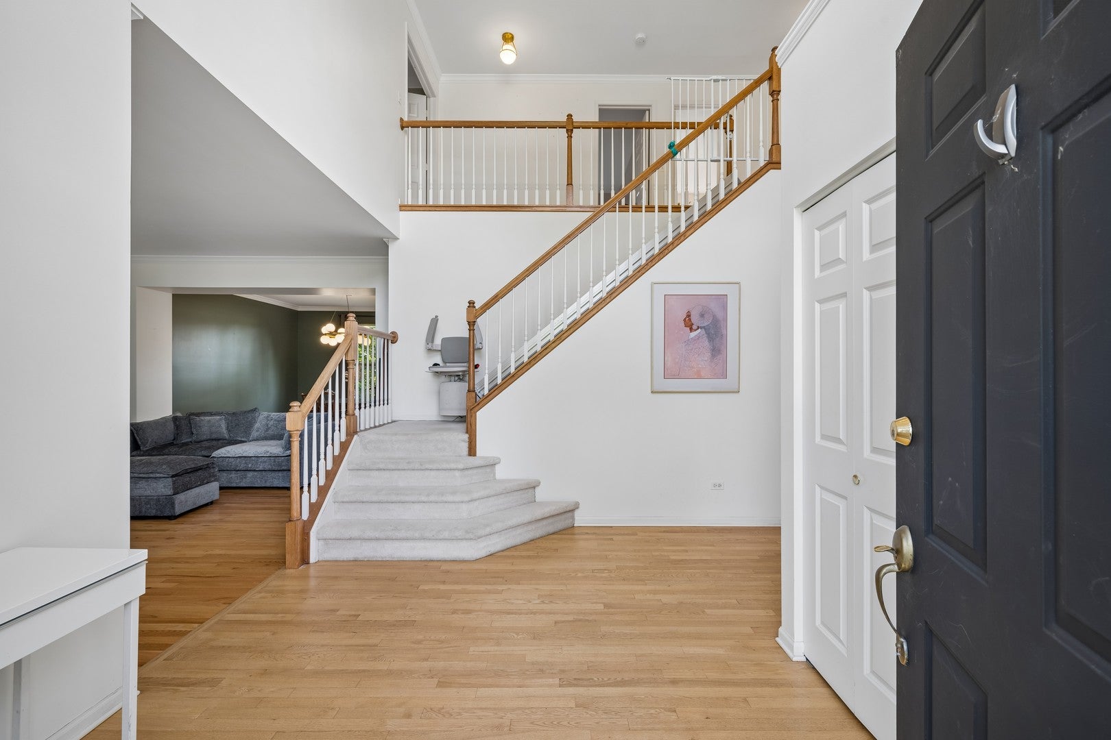 915 Charlton Road