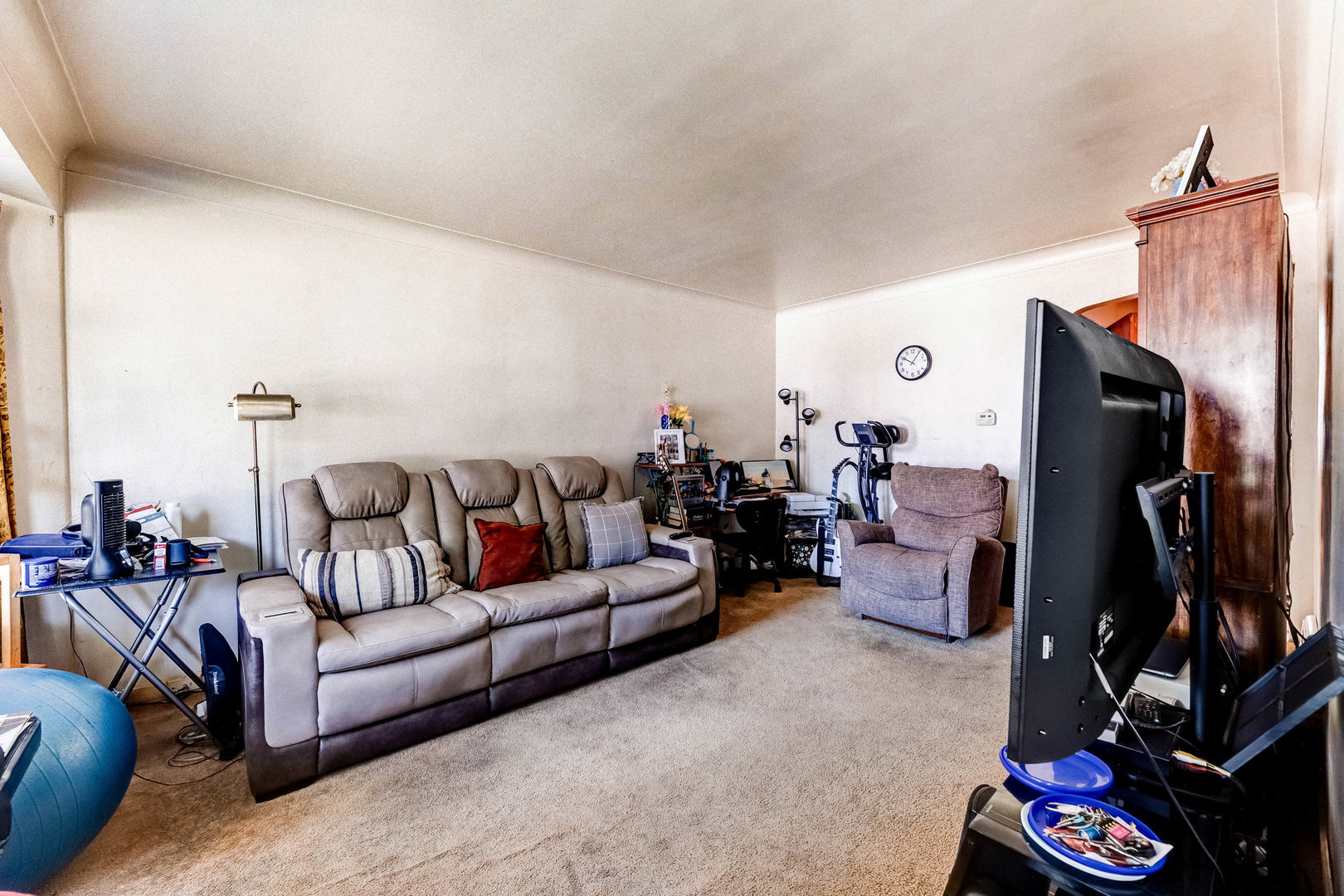 7917 S Christiana Avenue