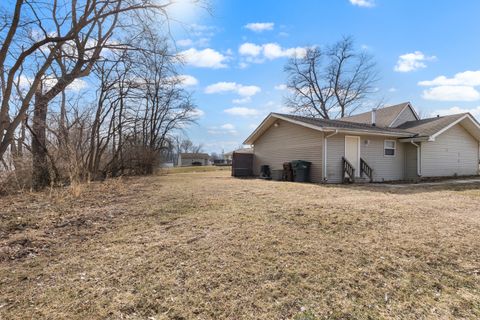 Tiny photo for 702 Cambridge Avenue, Rockford, IL 61102 (MLS # 12622703)