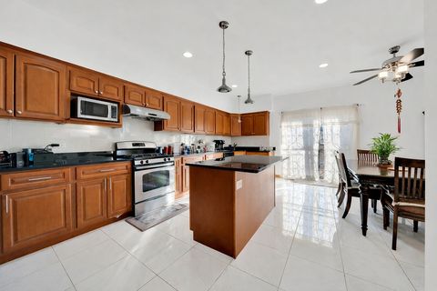 Tiny photo for 3917 W 60th Street, Chicago, IL 60629 (MLS # 12534649)