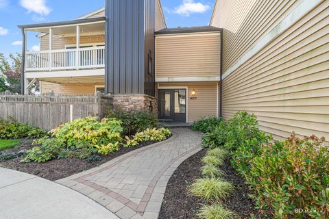 1477 S County Farm Road 2-3F Wheaton IL 60189