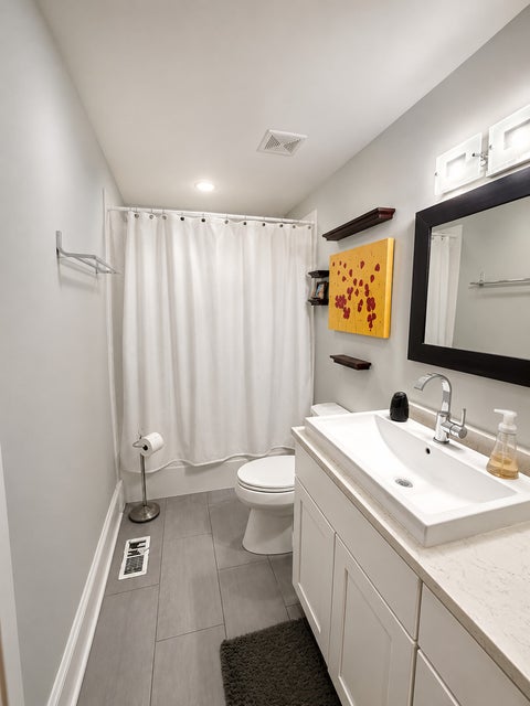 Tiny photo for 215 58th Street, Clarendon Hills, IL 60514 (MLS # 12756448)
