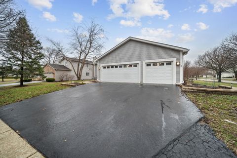 Tiny photo for 230 Willow Bnd, Bolingbrook, IL 60490 (MLS # 12592130)