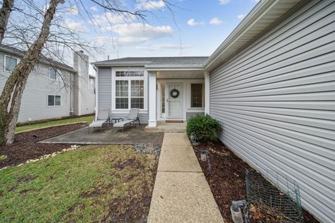Tiny photo for 230 Willow Bnd, Bolingbrook, IL 60490 (MLS # 12592130)