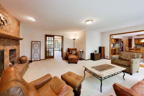 Tiny photo for 1204 kristin Drive, Libertyville, IL 60048 (MLS # 12696830)