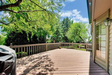 Tiny photo for 1204 kristin Drive, Libertyville, IL 60048 (MLS # 12696830)