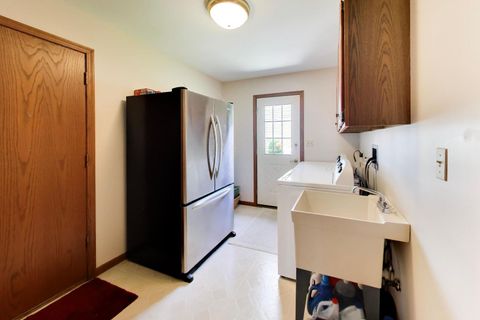 Tiny photo for 1204 kristin Drive, Libertyville, IL 60048 (MLS # 12696830)