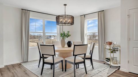 Tiny photo for 418 lakeshore Court, St. Charles, IL 60174 (MLS # 12623839)