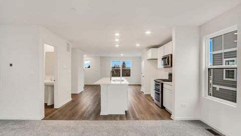 Tiny photo for 418 lakeshore Court, St. Charles, IL 60174 (MLS # 12623839)