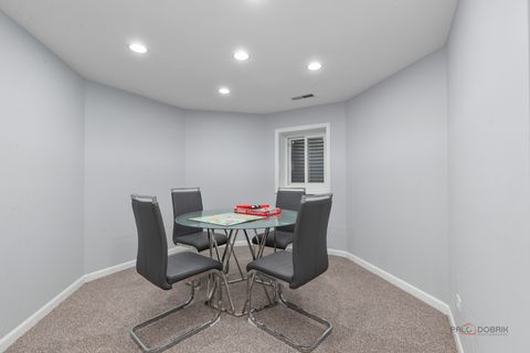 Tiny photo for 5 Cedar Lane, Lincolnshire, IL 60069 (MLS # 12574841)