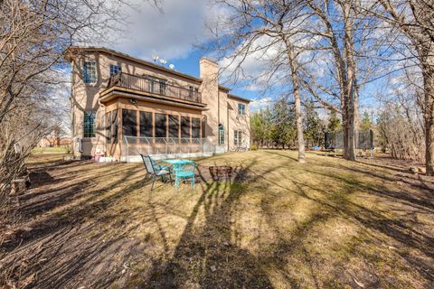 Tiny photo for 5 Cedar Lane, Lincolnshire, IL 60069 (MLS # 12574841)