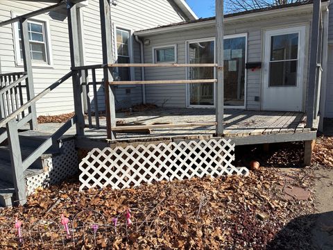 Tiny photo for 804 Monroe Avenue, Dixon, IL 61021 (MLS # 12583261)