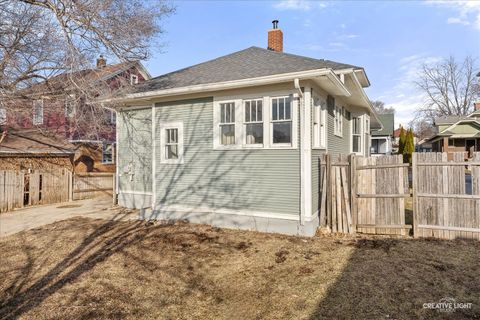 Tiny photo for 408 Bowen Court, Elgin, IL 60120 (MLS # 12567652)