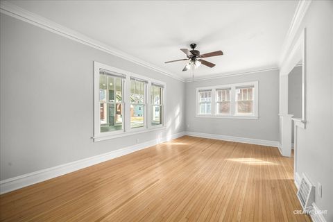 Tiny photo for 408 Bowen Court, Elgin, IL 60120 (MLS # 12567652)