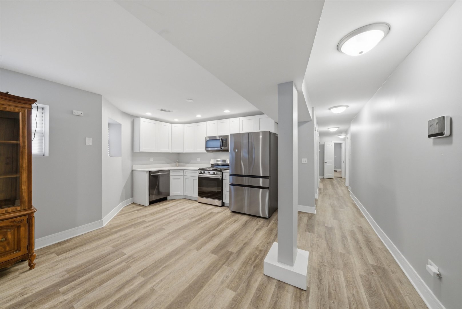 4541 S Prairie Avenue 1N