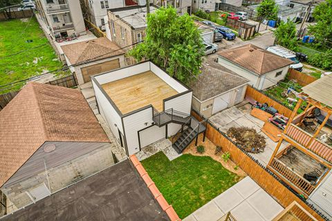 Tiny photo for 932 N Monticello Avenue, Chicago, IL 60651 (MLS # 12484199)