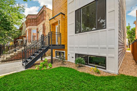 Tiny photo for 932 N Monticello Avenue, Chicago, IL 60651 (MLS # 12484199)