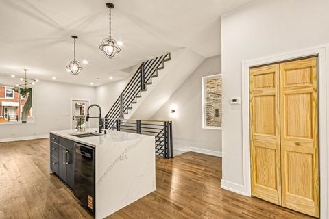 Tiny photo for 932 N Monticello Avenue, Chicago, IL 60651 (MLS # 12484199)
