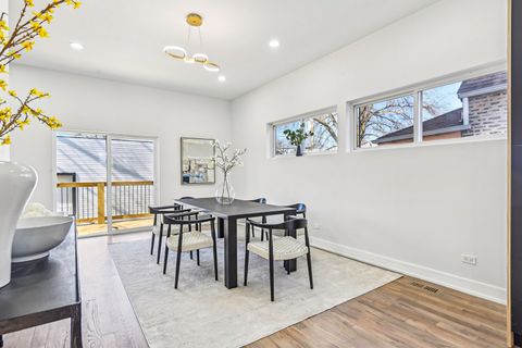 Tiny photo for 932 N Monticello Avenue, Chicago, IL 60651 (MLS # 12484199)