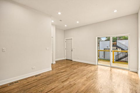 Tiny photo for 932 N Monticello Avenue, Chicago, IL 60651 (MLS # 12484199)