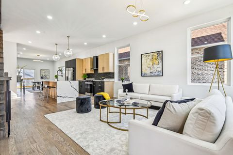 Tiny photo for 932 N Monticello Avenue, Chicago, IL 60651 (MLS # 12484199)