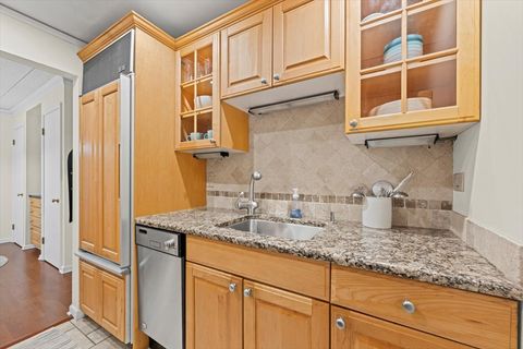 Tiny photo for 1625 Sheridan Road #312, Wilmette, IL 60091 (MLS # 12538562)