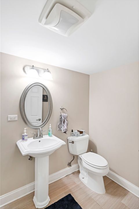 Tiny photo for 888 Geneva Drive, Geneva, IL 60134 (MLS # 12491372)