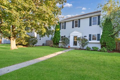 Tiny photo for 888 Geneva Drive, Geneva, IL 60134 (MLS # 12491372)