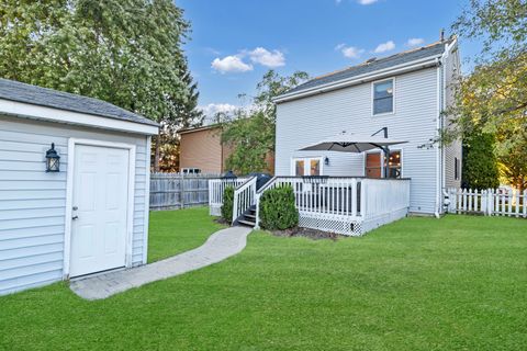 Tiny photo for 888 Geneva Drive, Geneva, IL 60134 (MLS # 12491372)