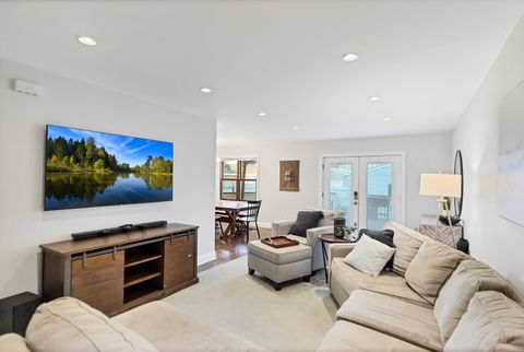 Tiny photo for 888 Geneva Drive, Geneva, IL 60134 (MLS # 12491372)