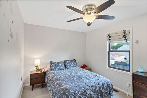 Tiny photo for 888 Geneva Drive, Geneva, IL 60134 (MLS # 12491372)