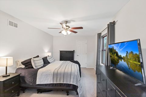Tiny photo for 888 Geneva Drive, Geneva, IL 60134 (MLS # 12491372)