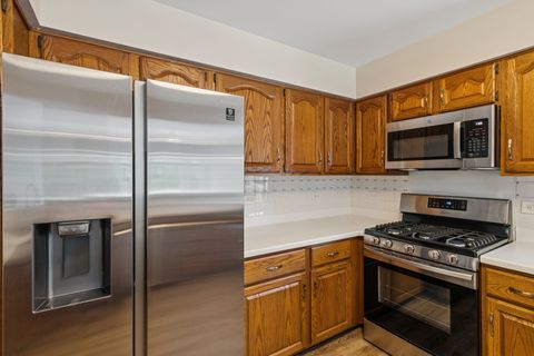 Tiny photo for 341 Fairway View Drive, Algonquin, IL 60102 (MLS # 12488141)