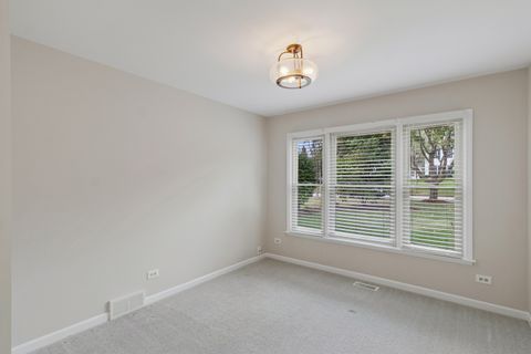 Tiny photo for 341 Fairway View Drive, Algonquin, IL 60102 (MLS # 12488141)