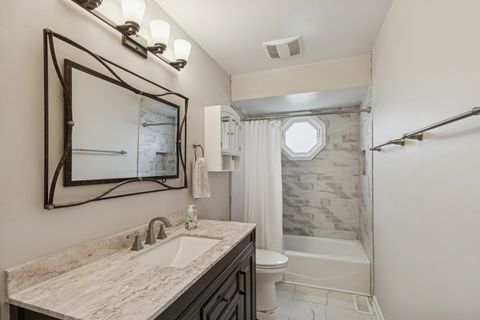 Tiny photo for 341 Fairway View Drive, Algonquin, IL 60102 (MLS # 12488141)