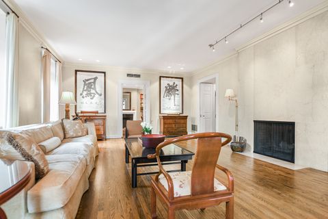 Tiny photo for 1260 N Astor Street #3, Chicago, IL 60610 (MLS # 12398441)