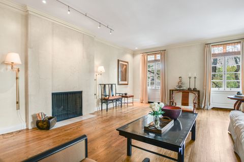 Tiny photo for 1260 N Astor Street #3, Chicago, IL 60610 (MLS # 12398441)