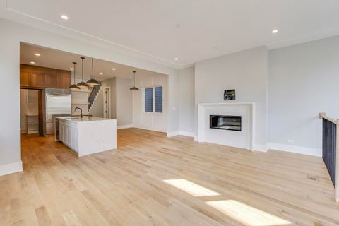 Tiny photo for 3929 N Francisco Avenue, Chicago, IL 60618 (MLS # 12480234)