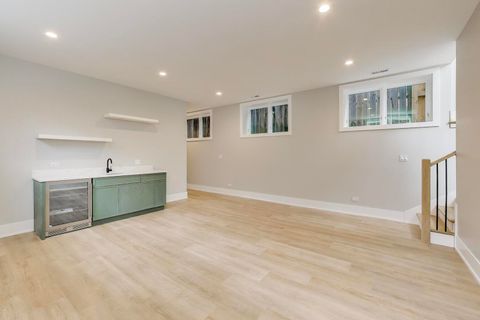 Tiny photo for 3929 N Francisco Avenue, Chicago, IL 60618 (MLS # 12480234)