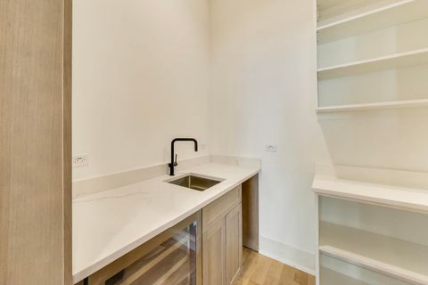 Tiny photo for 3929 N Francisco Avenue, Chicago, IL 60618 (MLS # 12480234)