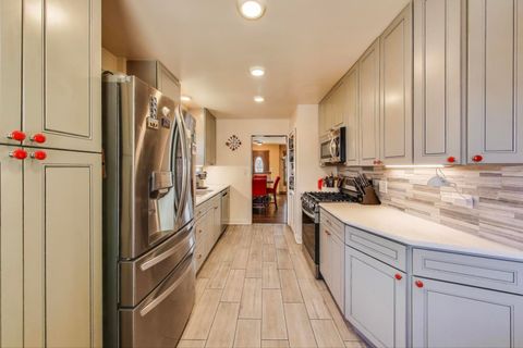 Tiny photo for 6936 W Oakton Court, Niles, IL 60714 (MLS # 12475102)