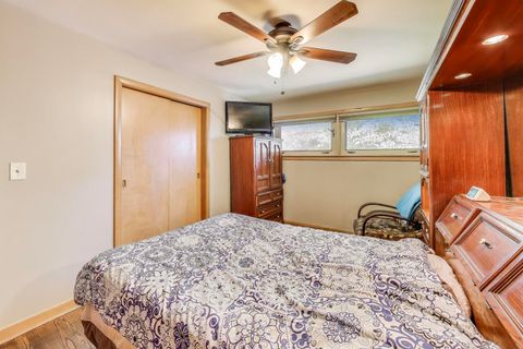 Tiny photo for 6936 W Oakton Court, Niles, IL 60714 (MLS # 12475102)