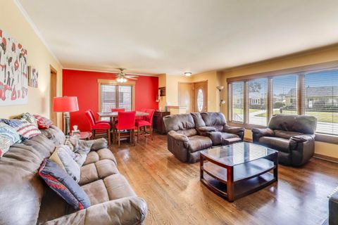 Tiny photo for 6936 W Oakton Court, Niles, IL 60714 (MLS # 12475102)