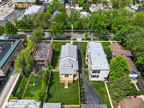 Tiny photo for 17 Franklin Avenue, River Forest, IL 60305 (MLS # 12674828)