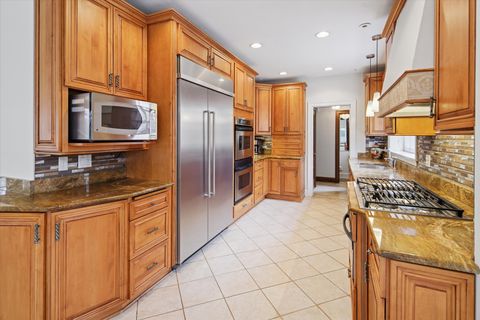 Tiny photo for 5873 N Forest Glen Avenue, Chicago, IL 60646 (MLS # 12641646)