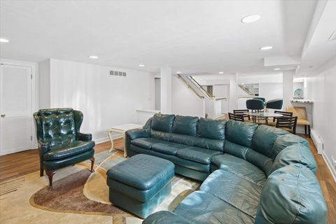 Tiny photo for 5873 N Forest Glen Avenue, Chicago, IL 60646 (MLS # 12641646)