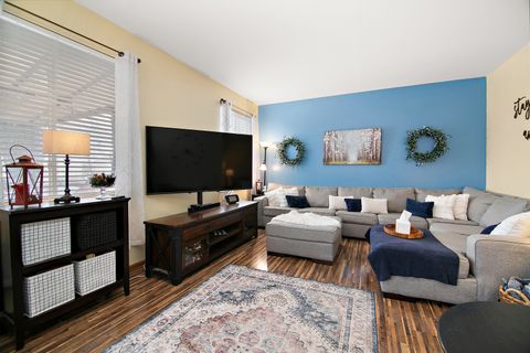 Tiny photo for 164 S Palmer Drive, Bolingbrook, IL 60490 (MLS # 12547483)