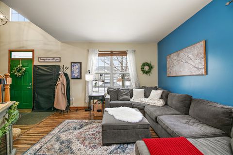 Tiny photo for 164 S Palmer Drive, Bolingbrook, IL 60490 (MLS # 12547483)