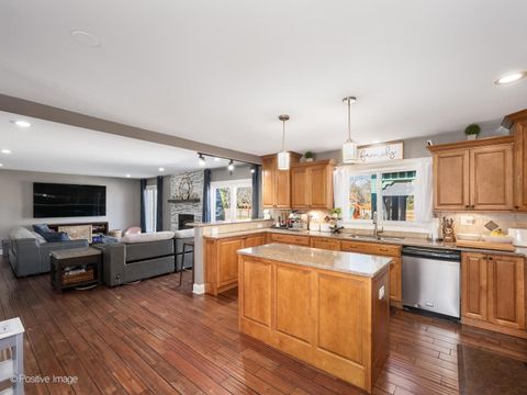 Tiny photo for 4200 W Gent Drive, Wadsworth, IL 60083 (MLS # 12576773)